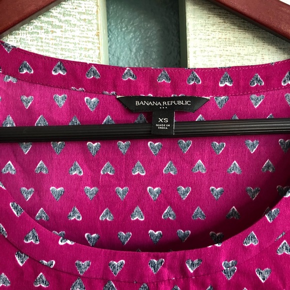 Banana heart pattern blouse 💕💞 - Picture 3 of 7